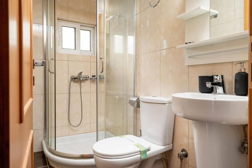 Modern Two Level Apartment In The Heart Of Athen Eksteriør bilde